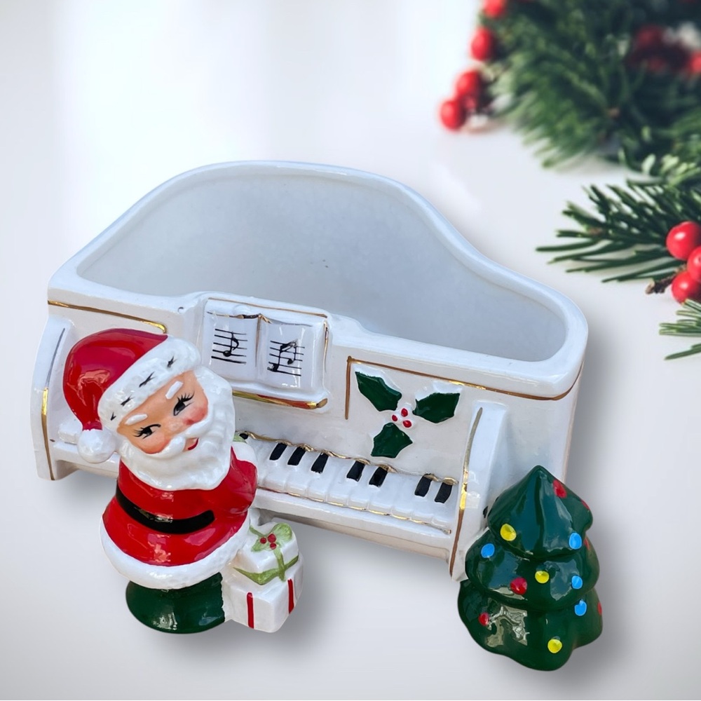 Vintage Santa Claus Piano Christmas Holiday Ceramic Planter Vase Japan Kelvin